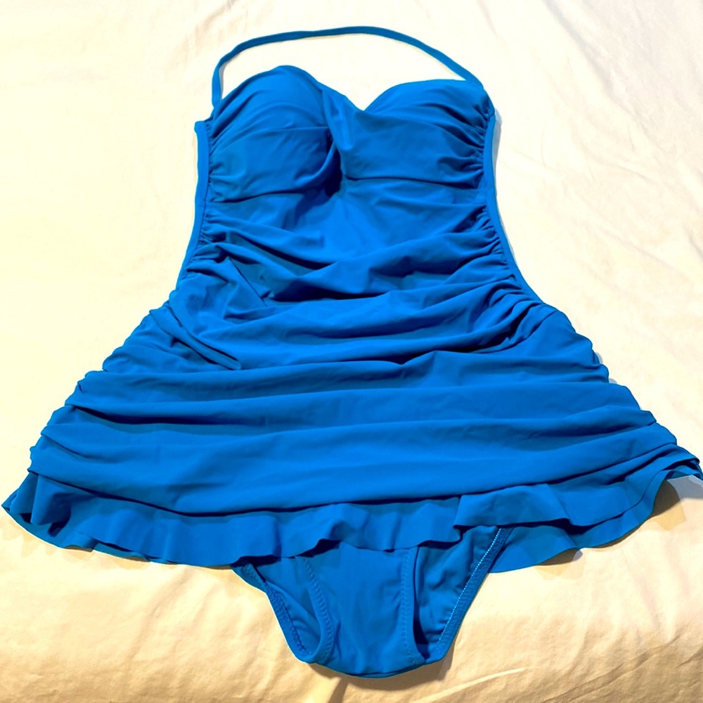 Profile one piece aqua swim suit, NWT